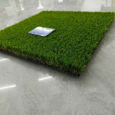 30mm Green Leisure Artificial Turf Used For Pets Area Or Roof Gardens With UV Resistance And Good Elasticity