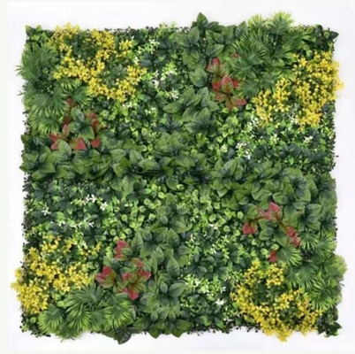 Low Maintenance Fake Green Wall Grass Long Lasting Performance PE Square Shape