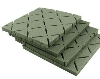 30mm Pile Height Infill-Free Artificial Turf for Football Fields with Great Water Permeability for Wholesalers and Local Agents