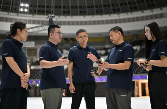 IWUF Certified Wushu Mat and Sports Equipment for Multi-Sport Application with 12000mm × 18000mm × 90mm Size